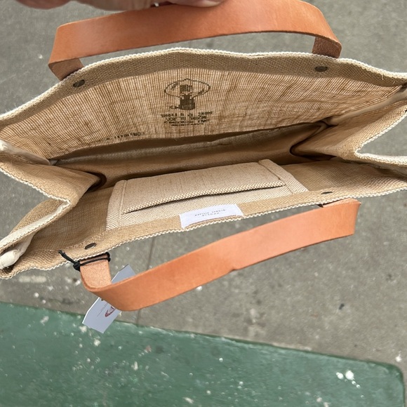 Small tote - Picture 5 of 7